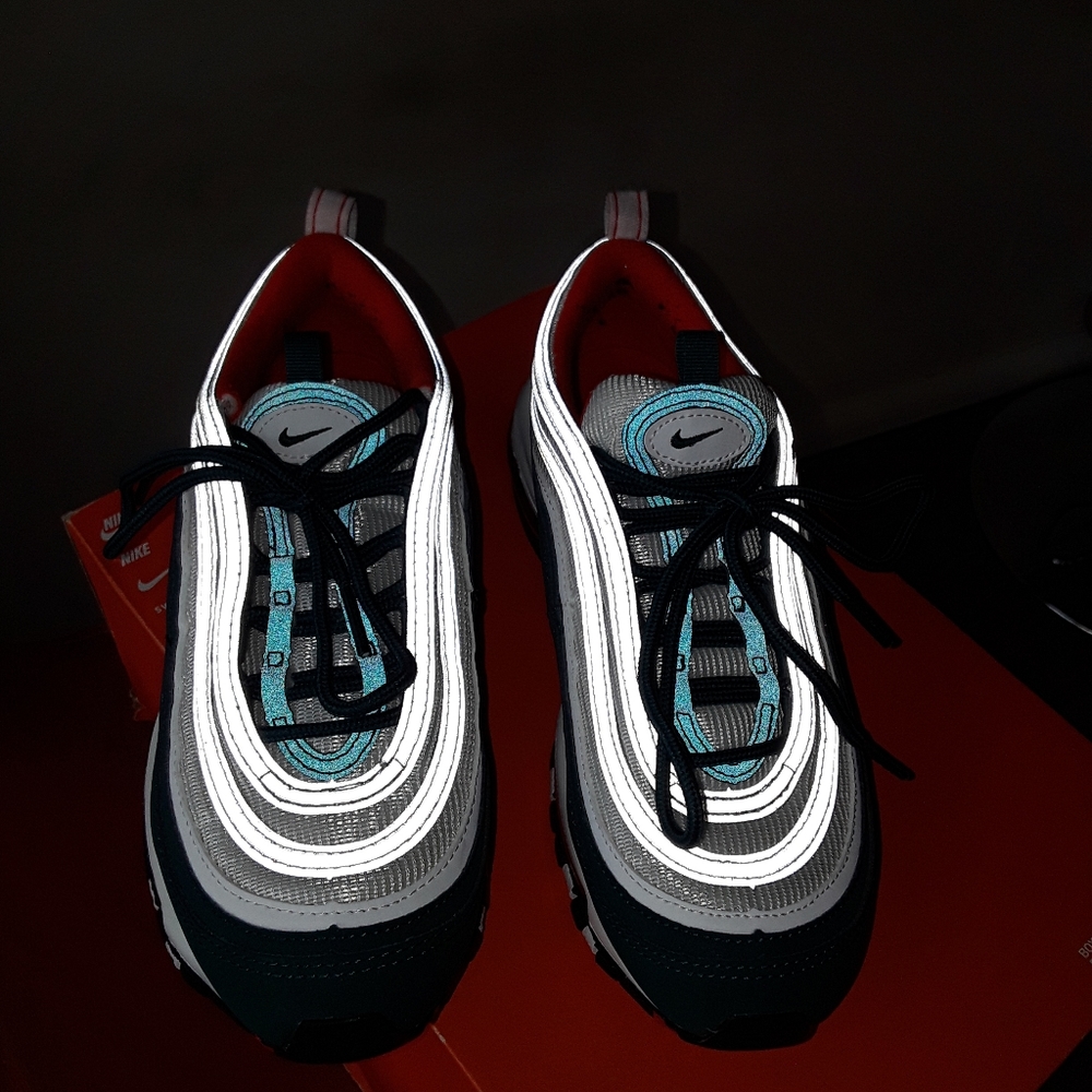 Air Max 97 'Miami Dolphins'

- youth size 4.5 - Picture 3 of 10